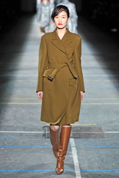 desfiles-dvn-parisinverno2009rtw-129