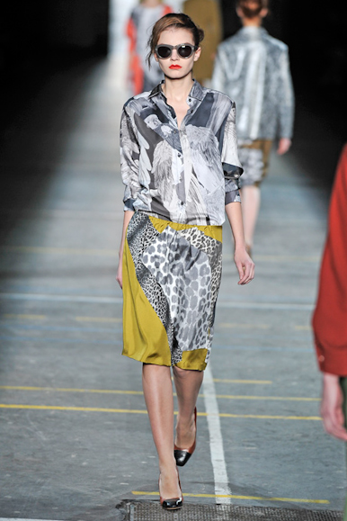 desfiles-dvn-parisinverno2009rtw-132