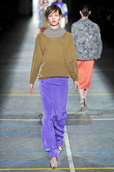 desfiles-dvn-parisinverno2009rtw-138