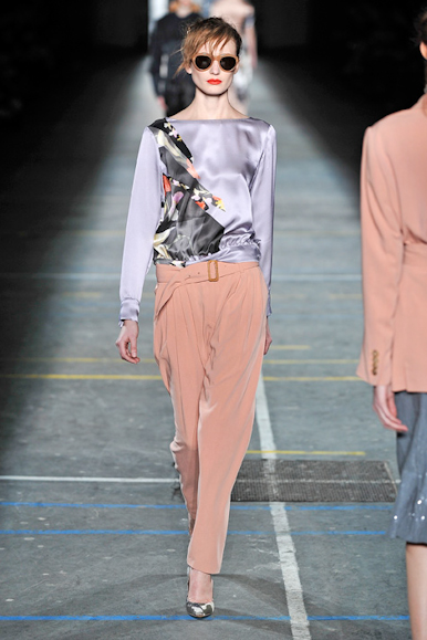 desfiles-dvn-parisinverno2009rtw-142