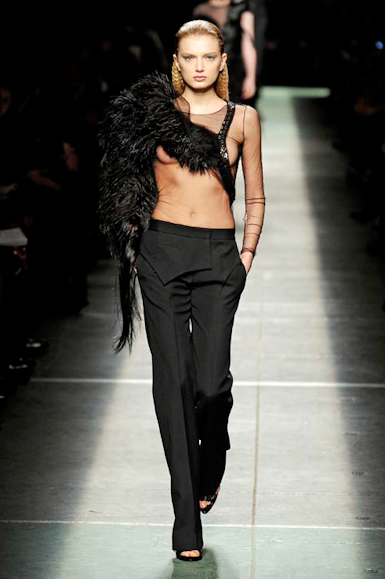 desfiles-givenchy-parisinverno2009rtw-106