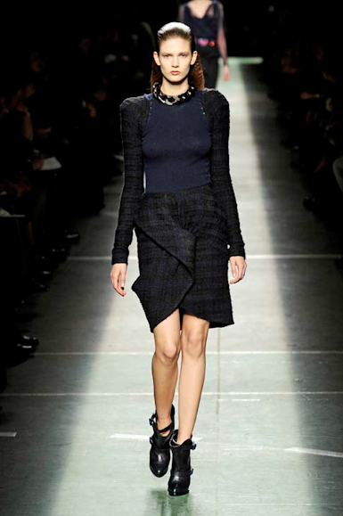 desfiles-givenchy-parisinverno2009rtw-116