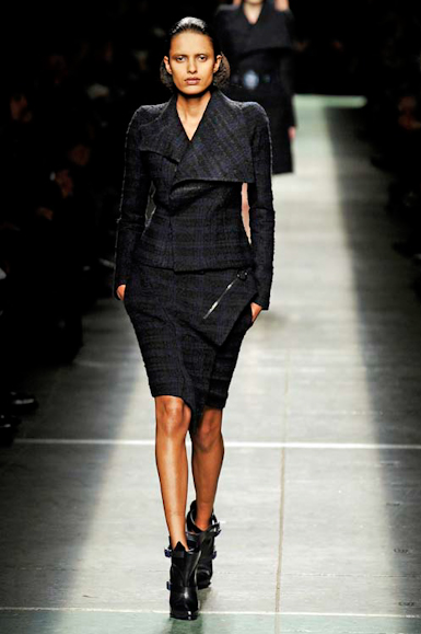 desfiles-givenchy-parisinverno2009rtw-118