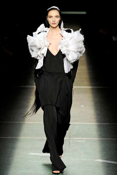desfiles-givenchy-parisinverno2009rtw-151