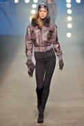 desfiles-hermes-parisinverno2009rtw-100