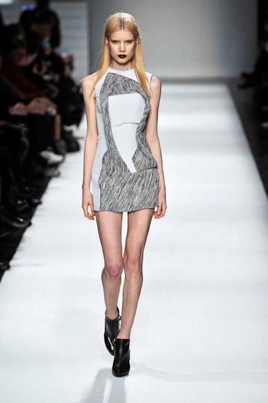 desfiles-hchalayan-parisinverno2009rtw-106