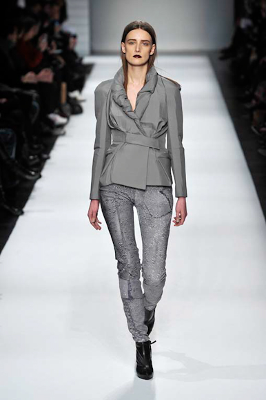 desfiles-hchalayan-parisinverno2009rtw-112