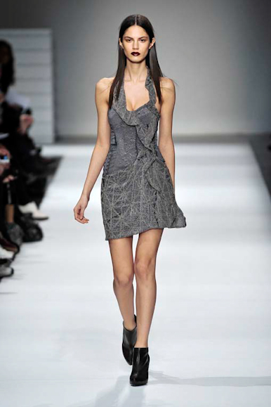 desfiles-hchalayan-parisinverno2009rtw-113