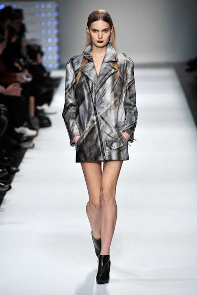 desfiles-hchalayan-parisinverno2009rtw-117