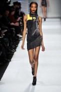 desfiles-hchalayan-parisinverno2009rtw-119