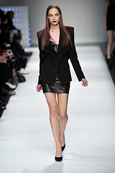 desfiles-hchalayan-parisinverno2009rtw-130