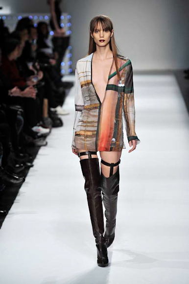desfiles-hchalayan-parisinverno2009rtw-135