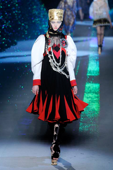 desfiles-jgalliano-parisinverno2009rtw-119