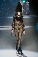 desfiles-jgalliano-parisinverno2009rtw-122