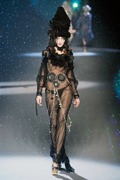 desfiles-jgalliano-parisinverno2009rtw-122