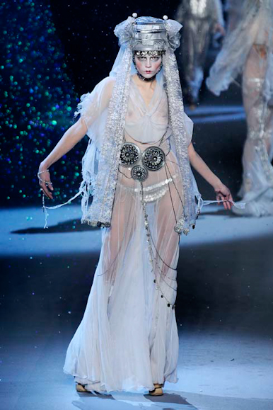 desfiles-jgalliano-parisinverno2009rtw-126