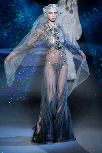 desfiles-jgalliano-parisinverno2009rtw-129