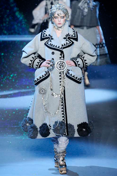 desfiles-jgalliano-parisinverno2009rtw-101
