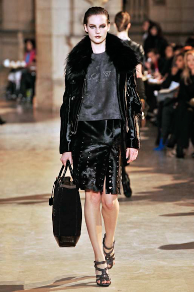 desfiles-loewe-parisinverno2009rtw-106