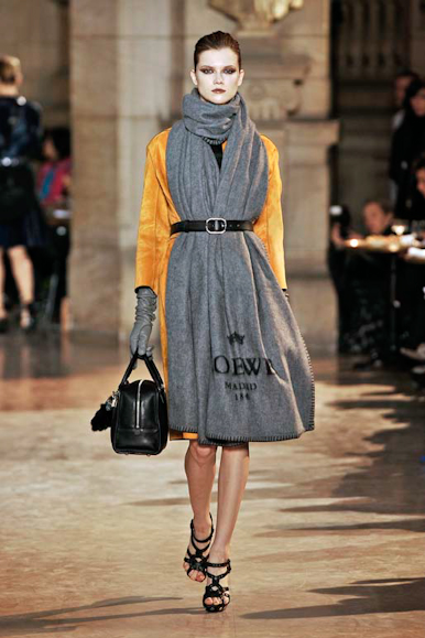 desfiles-loewe-parisinverno2009rtw-109