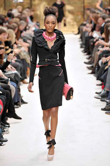 desfiles-lvuitton-parisinverno2009rtw-104