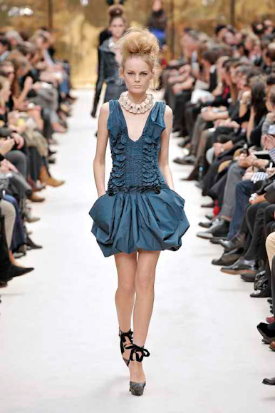 desfiles-lvuitton-parisinverno2009rtw-112