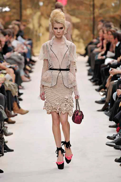 desfiles-lvuitton-parisinverno2009rtw-123