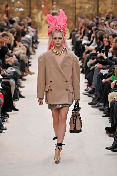 desfiles-lvuitton-parisinverno2009rtw-125