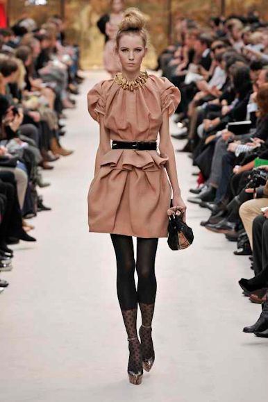 desfiles-lvuitton-parisinverno2009rtw-128