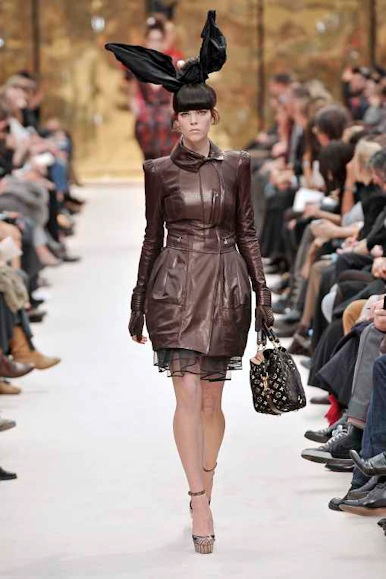 desfiles-lvuitton-parisinverno2009rtw-133