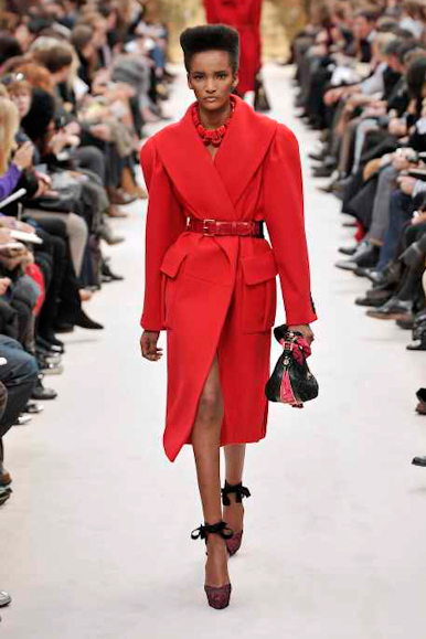 desfiles-lvuitton-parisinverno2009rtw-137