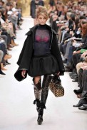 desfiles-lvuitton-parisinverno2009rtw-146