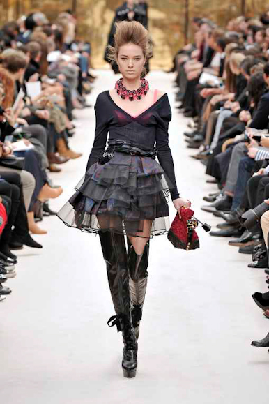 desfiles-lvuitton-parisinverno2009rtw-148