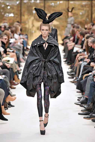 desfiles-lvuitton-parisinverno2009rtw-149