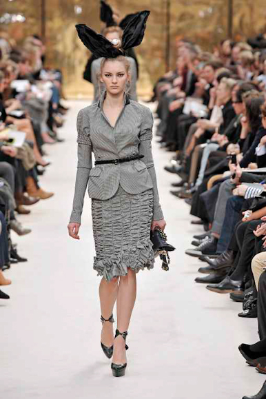 desfiles-lvuitton-parisinverno2009rtw-151
