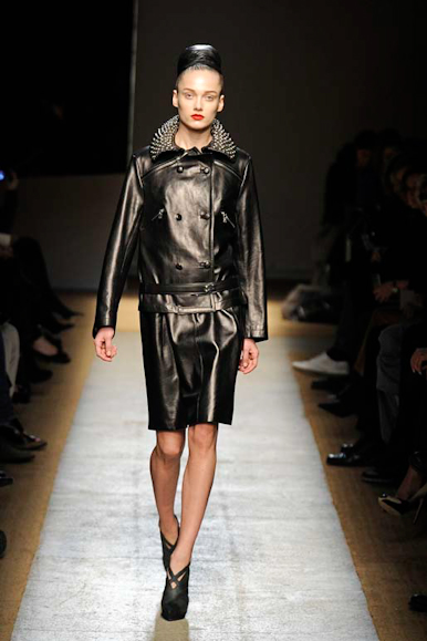 desfiles-ysl-parisinverno2009rtw-101