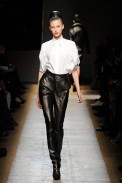 desfiles-ysl-parisinverno2009rtw-104
