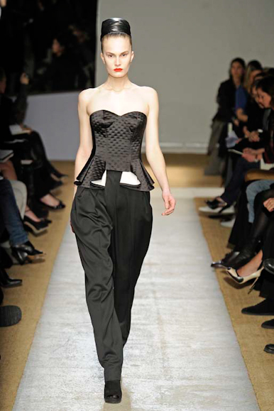 desfiles-ysl-parisinverno2009rtw-136