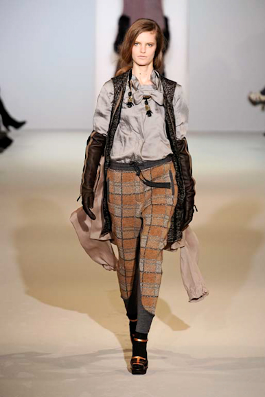 desfiles-marni-milaoinverno2009rtw-135