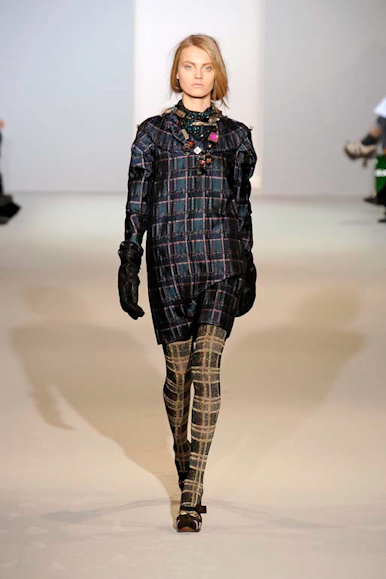 desfiles-marni-milaoinverno2009rtw-142