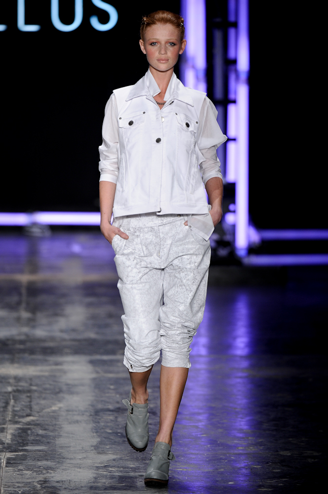 desfile-ellus-saopauloverao2010rtw-102