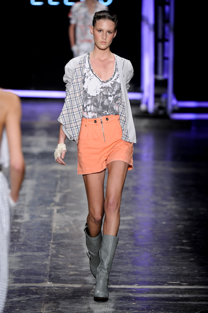 desfile-ellus-saopauloverao2010rtw-106