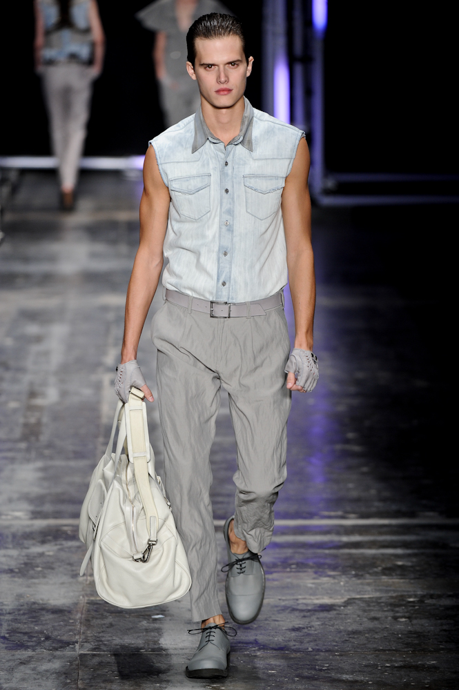 desfile-ellus-saopauloverao2010rtw-117