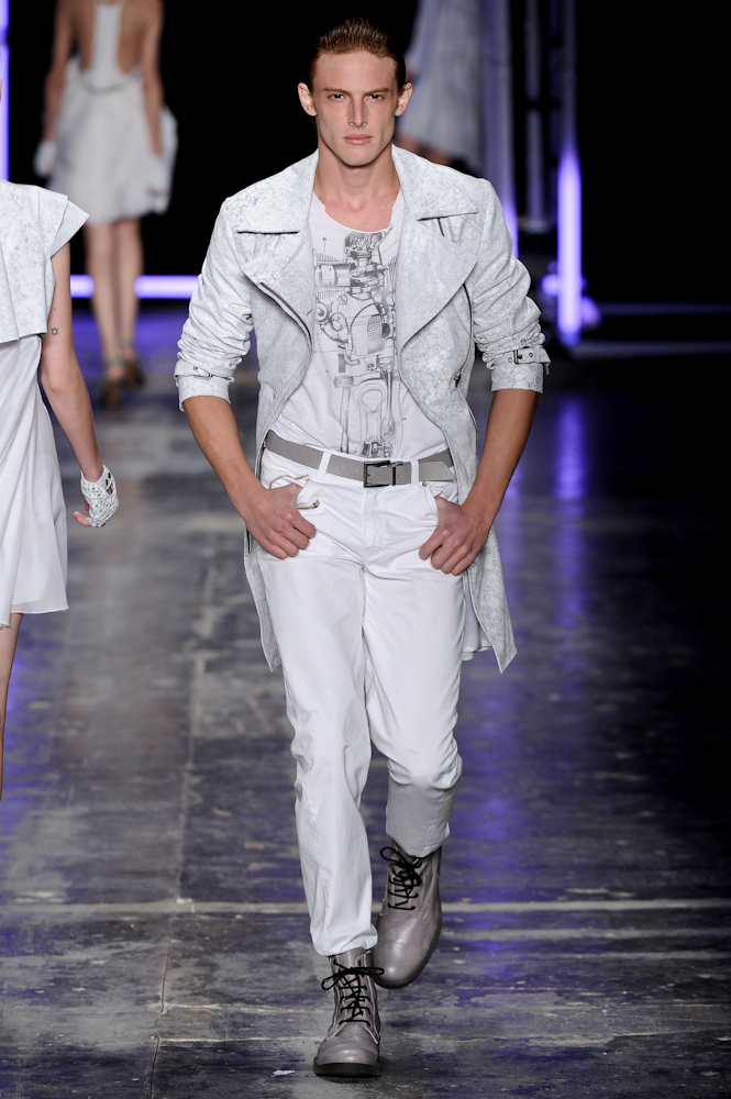 desfile-ellus-saopauloverao2010rtw-138