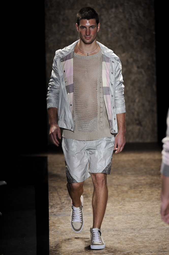 rese_v10_014