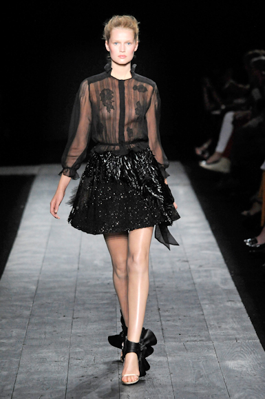 desfiles-valentino-parisinverno2009hc-110