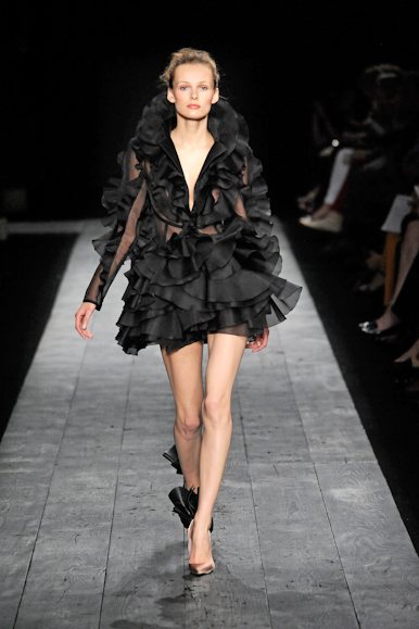 desfiles-valentino-parisinverno2009hc-114