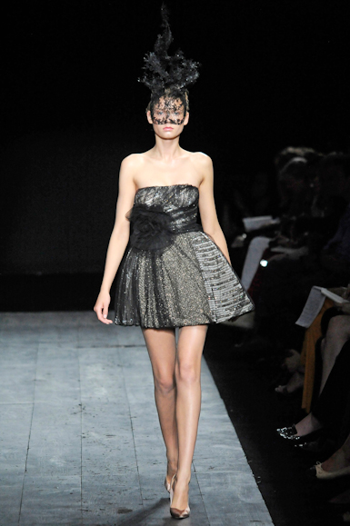 desfiles-valentino-parisinverno2009hc-118