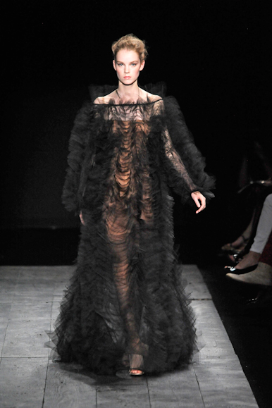 desfiles-valentino-parisinverno2009hc-136
