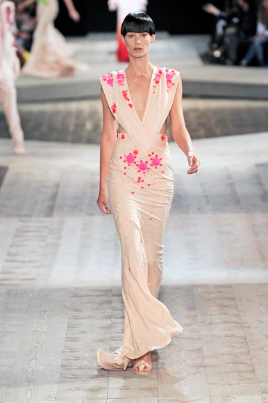 desfiles-givenchy-parisinverno2009hc-109